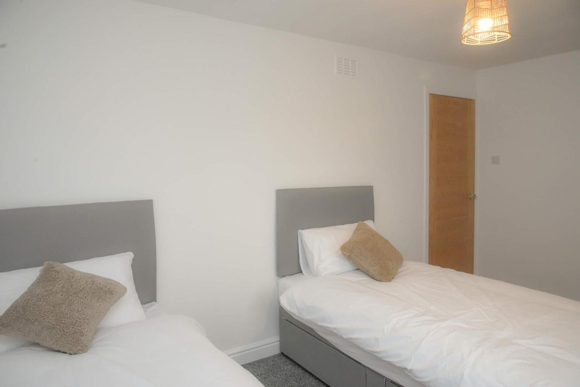 Dumfries Apartment 2 Екстериор снимка